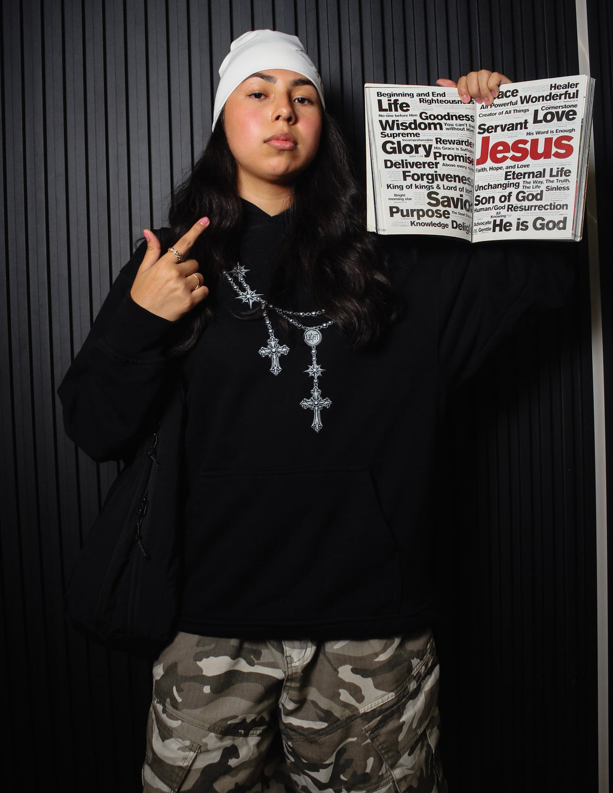 LIGHT CHAIN HOODIE
